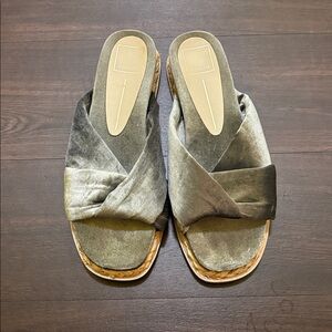 Dolce Vita Velvet Slide Sandals Size 8.5